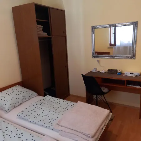 Apartment Goran